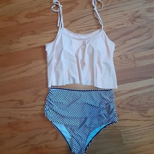 Flowy bikini top and cheeky bottoms